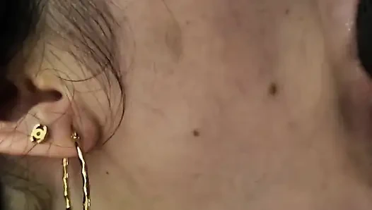 Aku memasukan semua kontolnya ke dalam mulutku dan minta semua spermanya menelan pejuhnya!