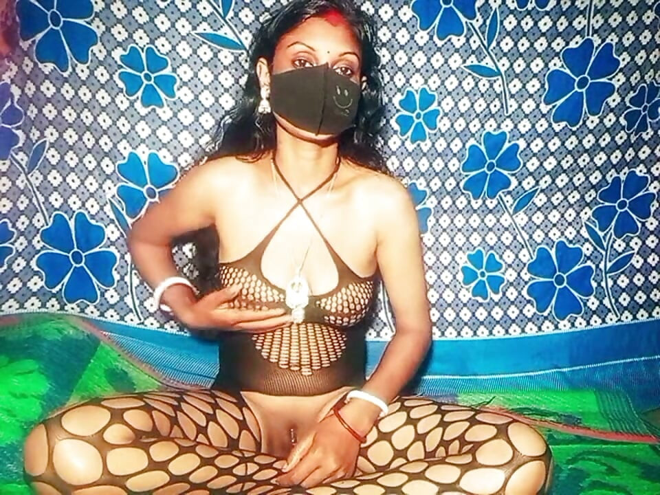 Mampi india, nueva follada y chicas sexy