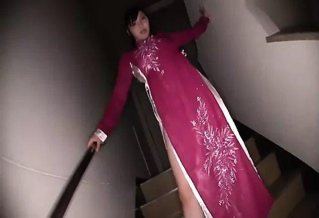 Девушка по вызову с Ao Dai (Вьетнам)