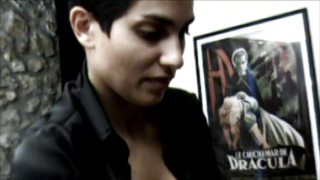 Hairy Slut Loves Sapphic Love!
