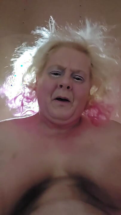 هي تتناك من الخلف