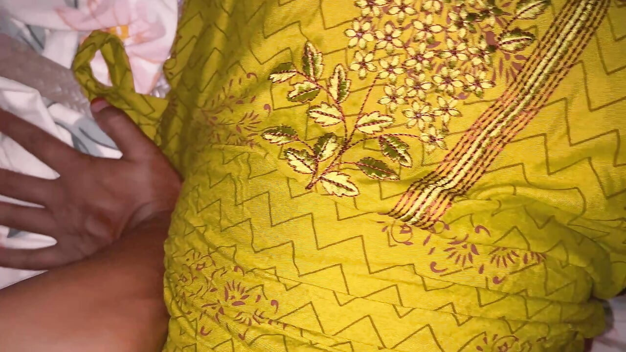 देसी शैली में देसी सुंदर भाभी की चुदाई। Xxx वीडियो