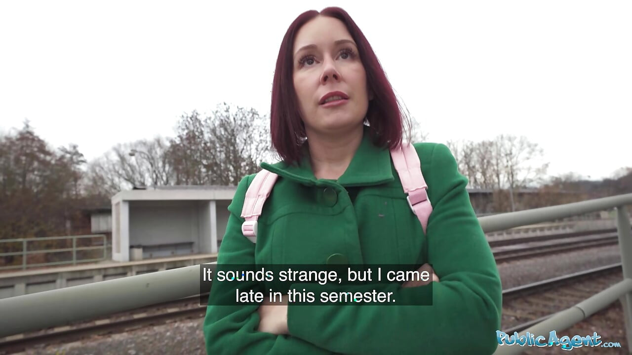 공공 요원 - 기숙사 방에서 영국 학생에게 내 짐을 쏘았어