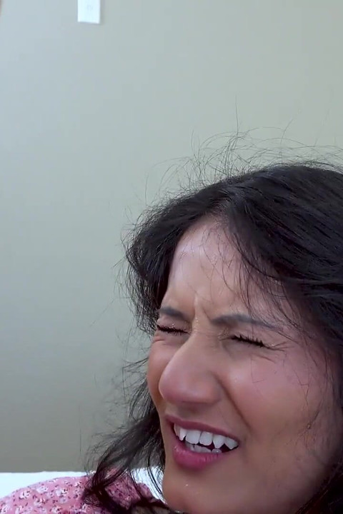 Trikepatrol Asian Girl Viva Athena Fucks Foreigner