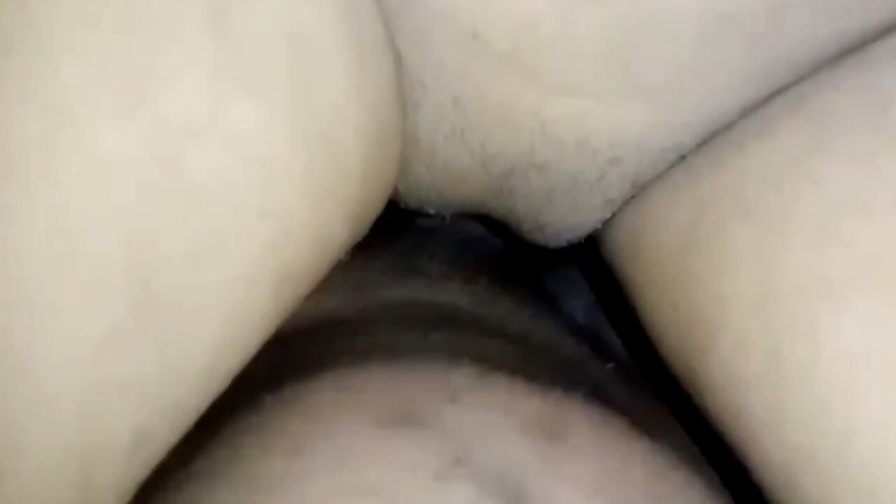 Aku ngentot memek sempit mantan pacarku yang sempit