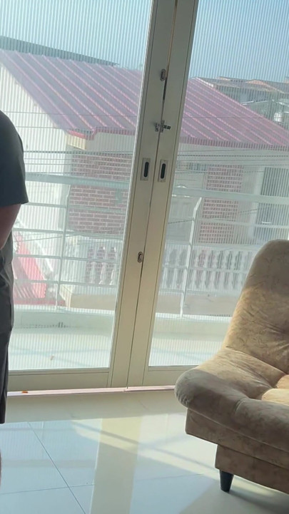 I FUCK THE DAUGHTER OF A BLIND MAN NEXT TO HIM, SEMEN FALLS ON HIM AND HE THOUGHT IT WAS CREAM | Clip 2