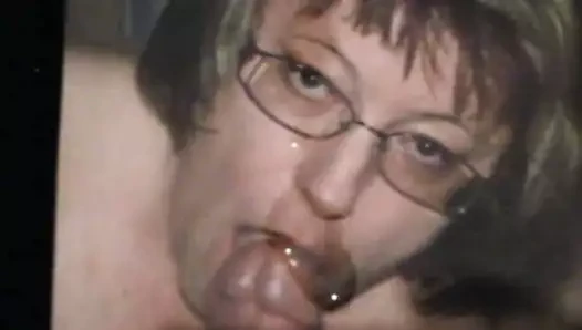 petr8 için anma videosu