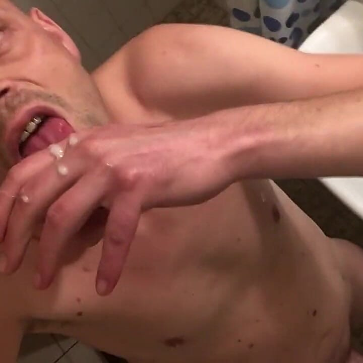 Piss, Jerking off, and Sperm on My Chin