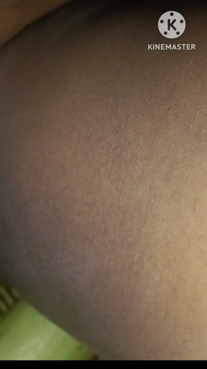Bhabhi ki chut ka kheera dalke pani nikala | Clip 1