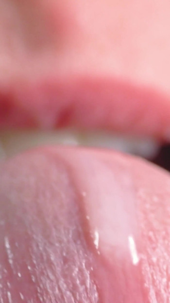 Epic moment from "He just loves to jerk off in my mouth"