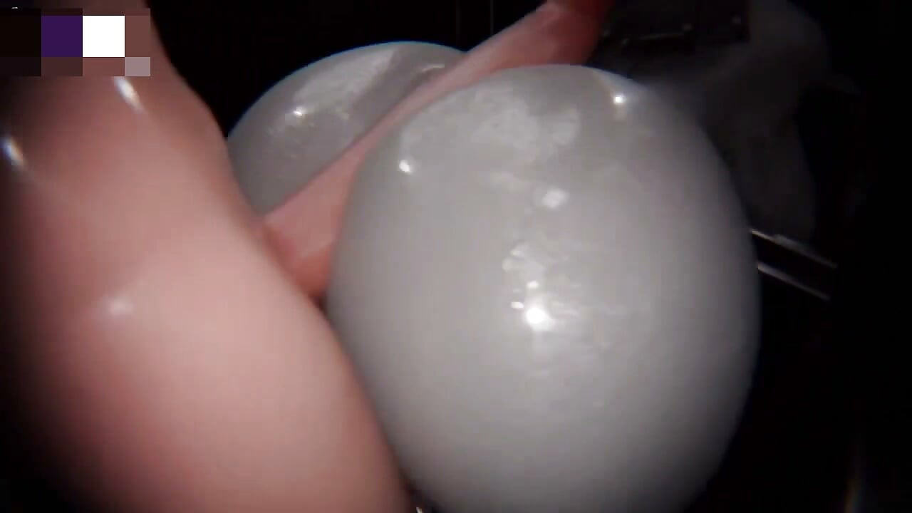 Cheating Mature Housewife Gets banged in Her room by randy Neighbour