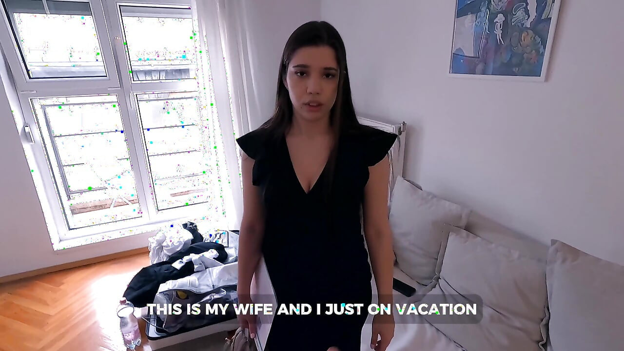 豐滿女孩偷走已婚男人的精液