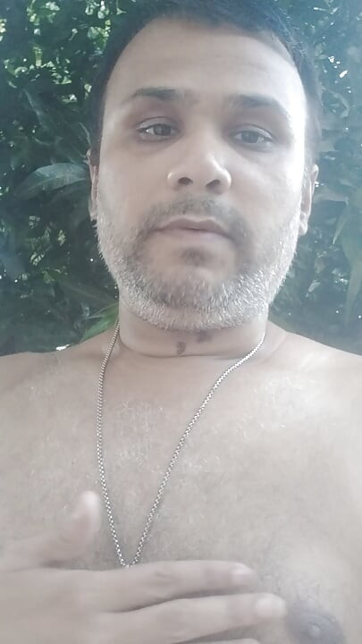 Kıllı yarak seni özgürce sikiyor....