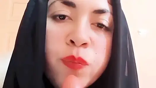 Irani Muslim Hotwife