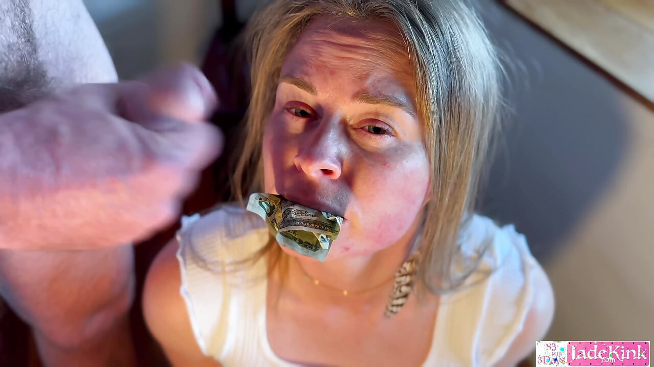 20 Dollar Bills Stuffed in Hot Slut Pussy & Facial Cumshot