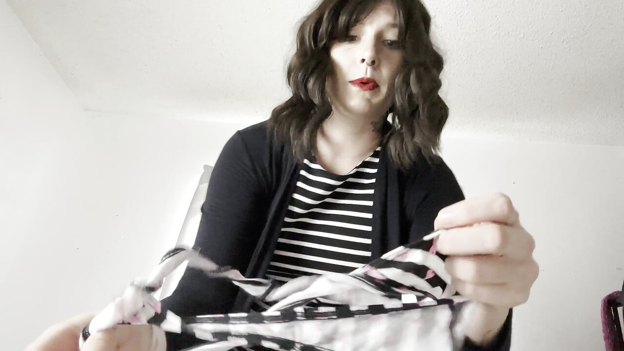 Giantess Stepmommy