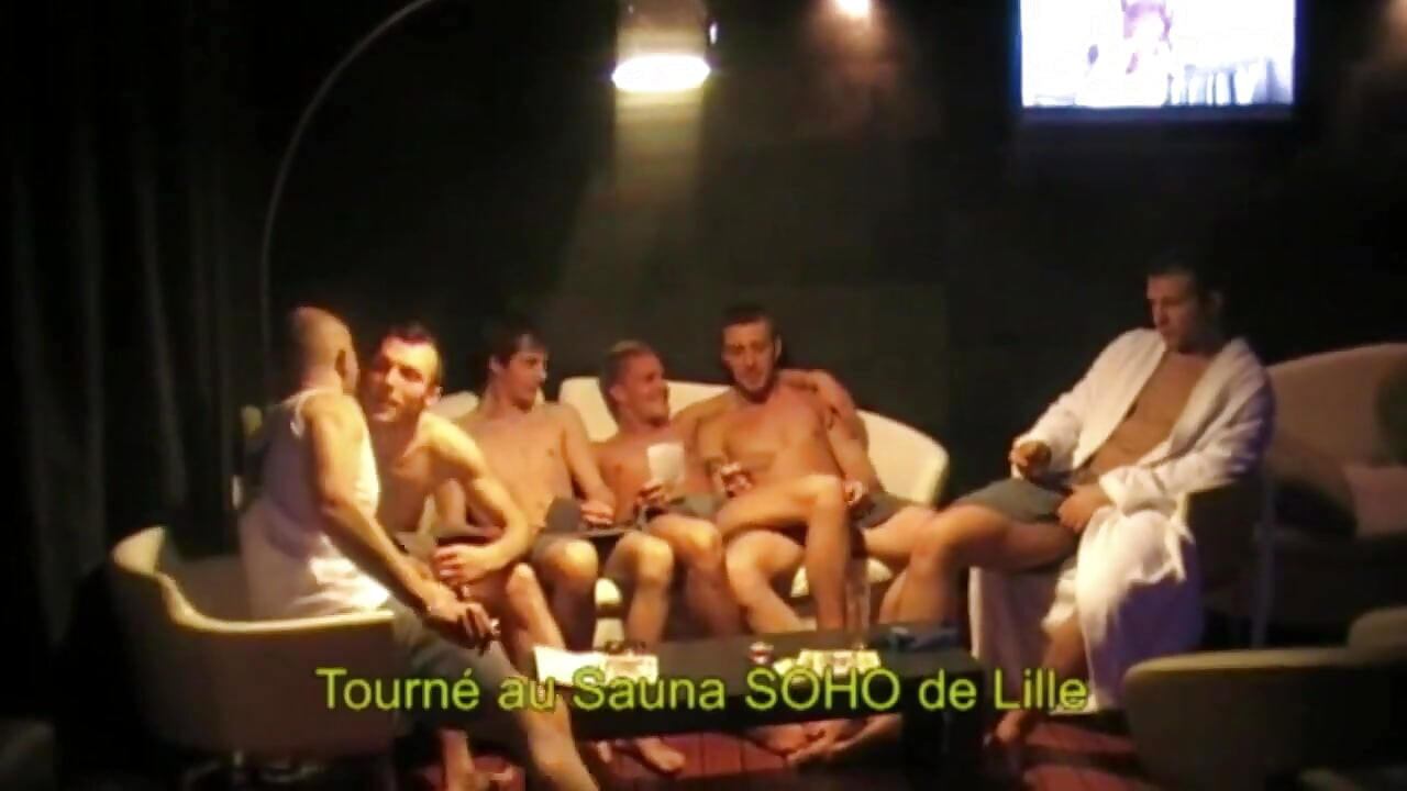 与朋友桑拿苏荷在里尔群交