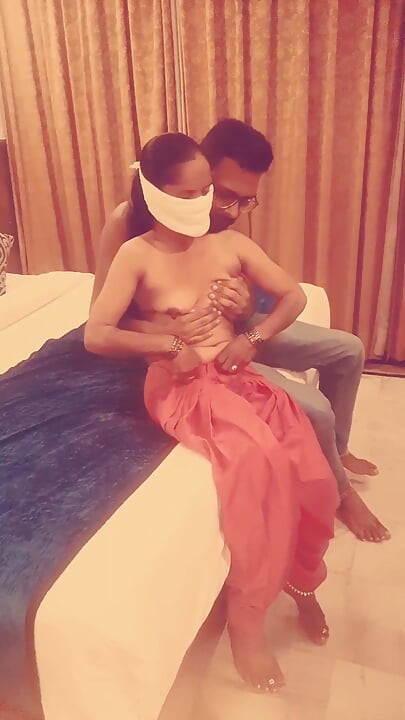 Padosi ki patni ko tasli se choda