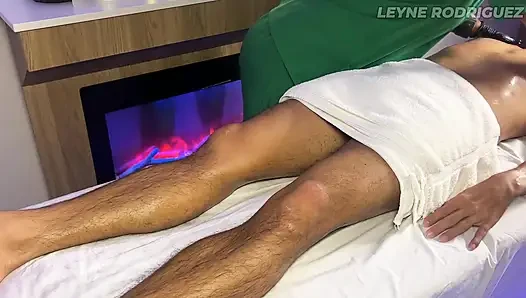En Iyi Latin Spa Günü: Nuru Gel Ve Mutlu Son