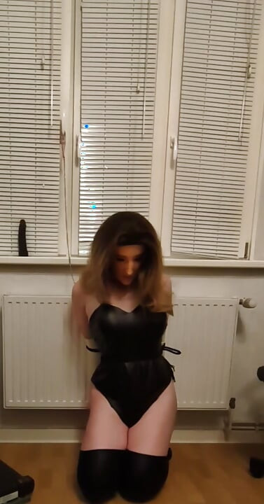 Sissy selfbondage