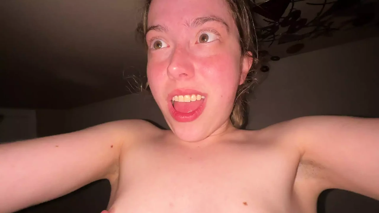 同一视频中的两个第一！（5：15从性爱中潮吹，10：15深喉）素人OC自拍