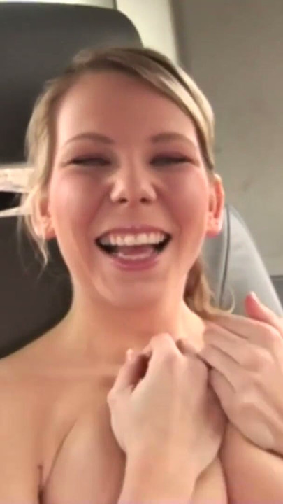 Alica wird vom fremden im Auto gebumst - Bumsbus | Clip 2