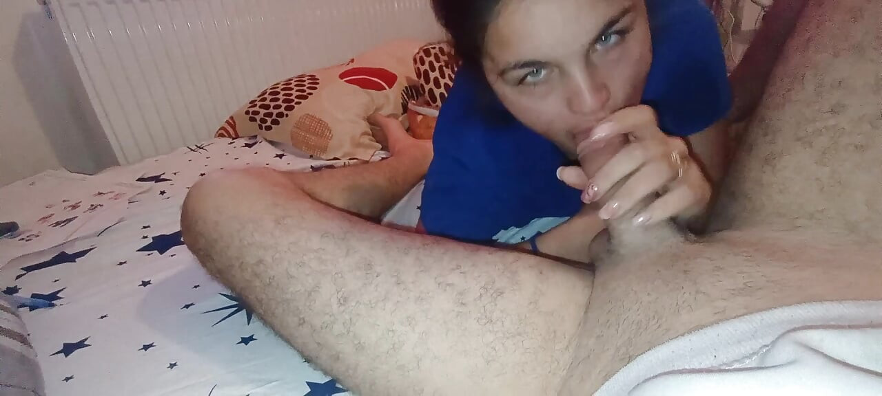 Tatăl Vitreg Mă Fute Tot Timpul Mama Nu Știe