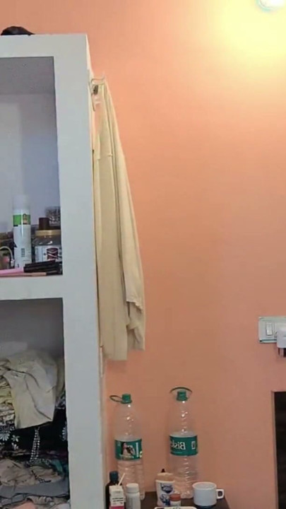 Hintli orta yaşlı seksi kadın puja prem ile sert sikişiyor | Klip 1