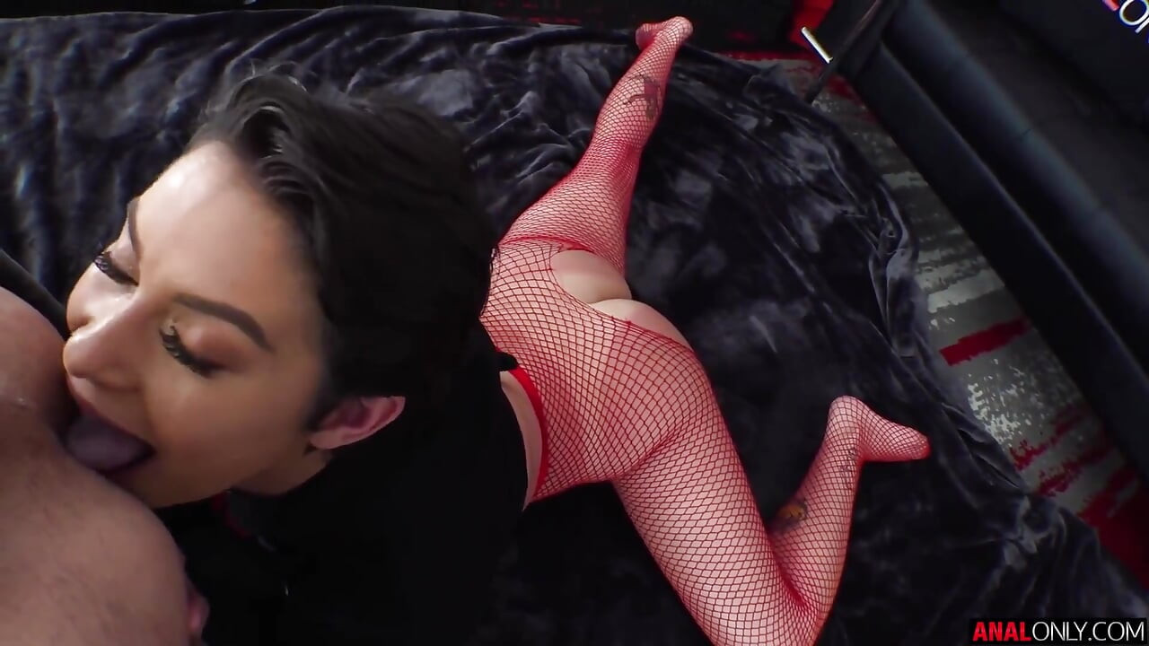 Naughty Nicole Needs Anal