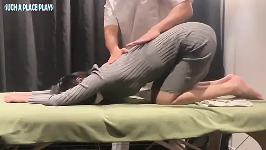 Trancebloom als sanfte schönheit erreicht ihren ersten tiefen gipfel in überwältigender hitze