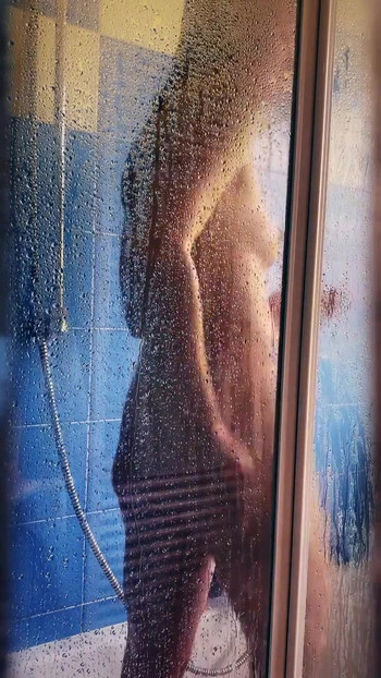 Thrilling moment from "Watch me play & shave in my shower - Voyeur Time with Annika Belle"
