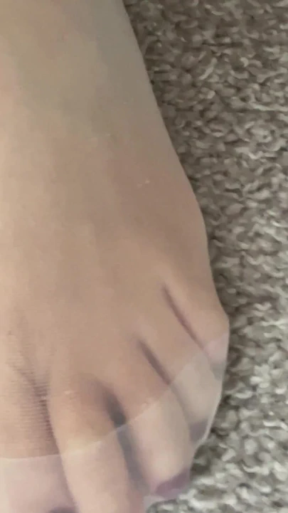 Hold-Ups 裸色尼龙