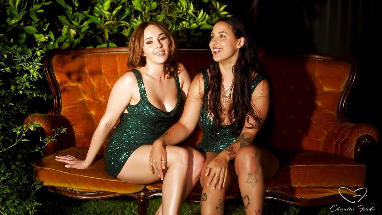 Entrevista: Una Noche Y Meando Con Nova Hawthorne, Arcadia