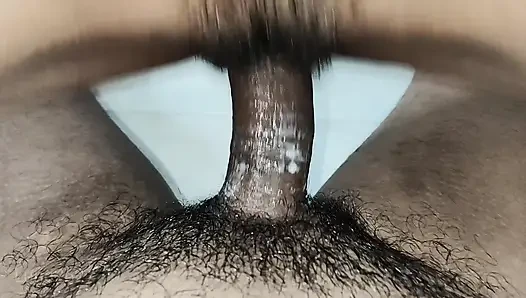 Desi  girlfriend boyfriend real homemade Fucking in Indian Porn video