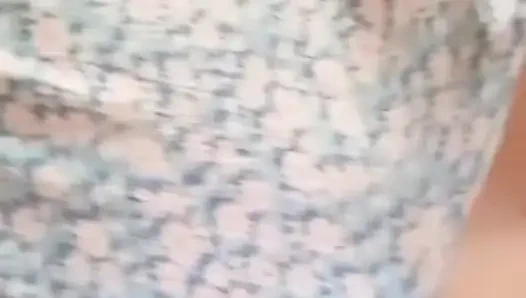 Sri-lankisches mädchen musterbation im badezimmer mit Dildo lust mit dicken möpsen und nasser muschi