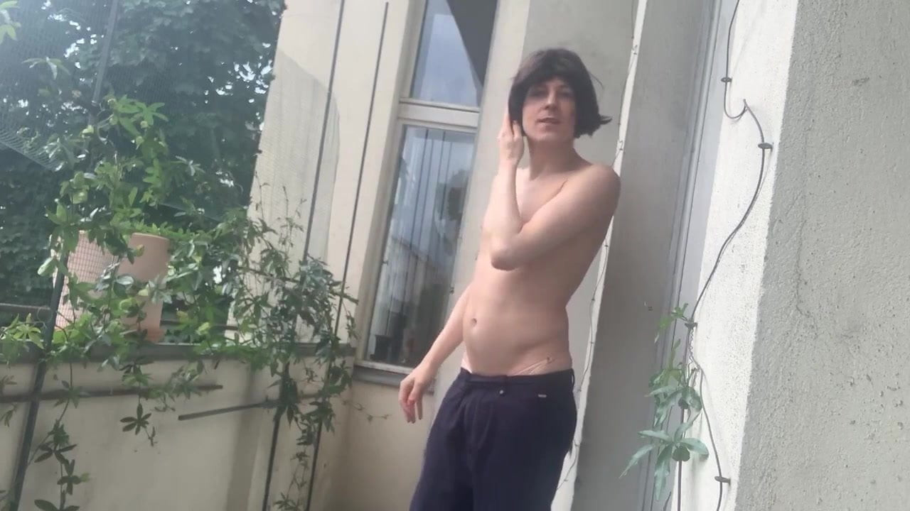 PUSSY IS ALWAYS HUNGRY FOR RAW COCK