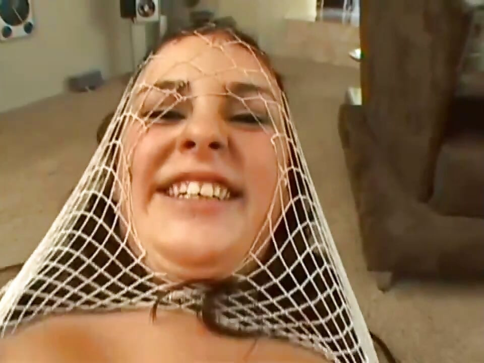 Double penetration for a crazy bitch with perfect pussy
