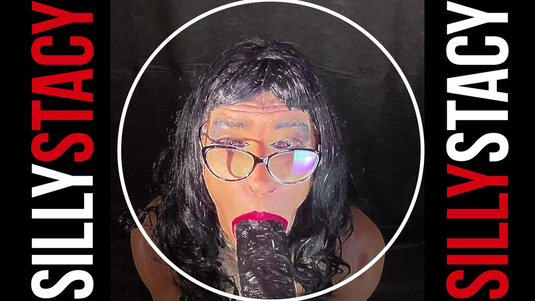 Dirty Sissy suck black dildo