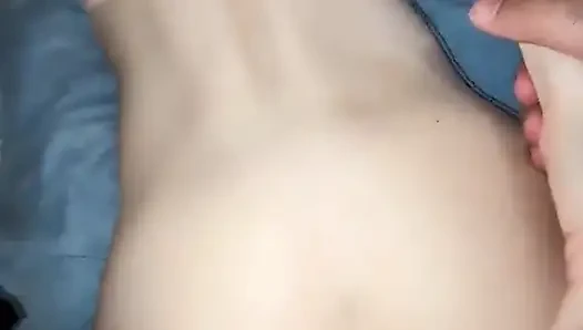 Külotunu çıkar!! Sikim sert
