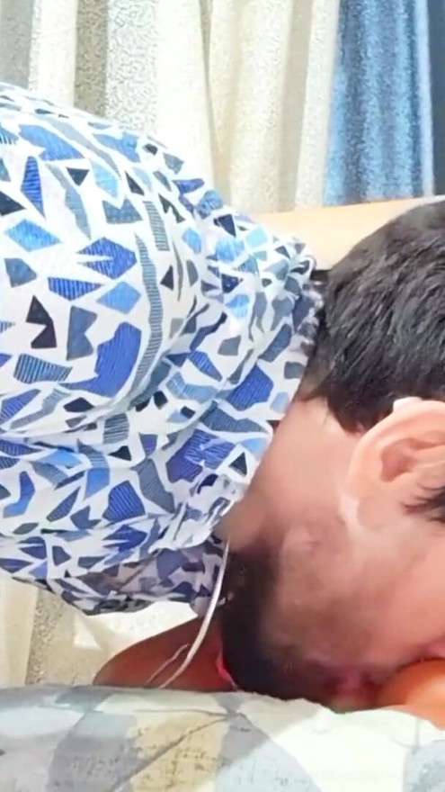 女孩們把貓咪給帥哥土耳其操 | 短片 1