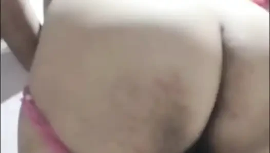 Pertunjukan sosok gadis desi