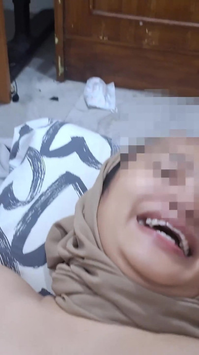 Horny Hijab Wife Cheats with Stranger to Feed Her Wet Pussy - Minokiiko | Clip 2