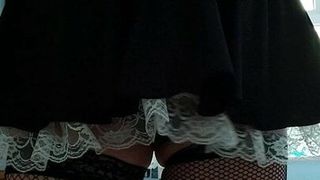 Sissy femme de ménage française