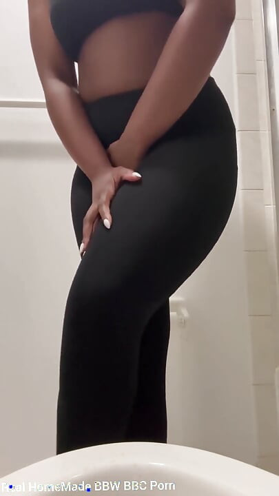 Desperate for a Wee Cutting My Legs Pissing POV in the Toilet