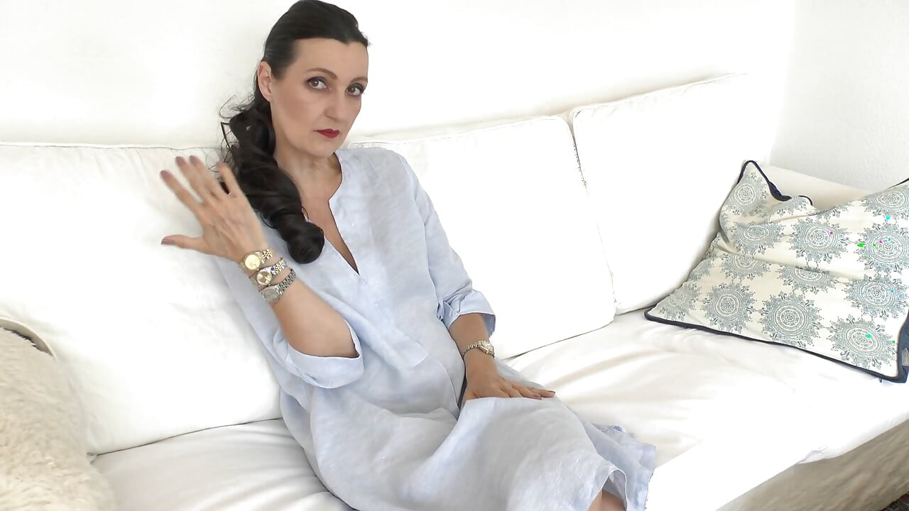 Meeting at Stepmother's, Waiting for Stepson, Watch Fetish, Lady Victoria Valente