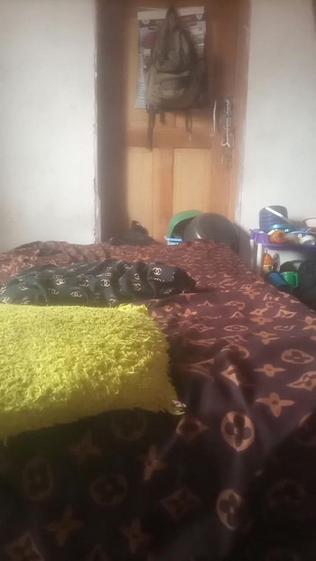 Megbaszni egy nagymellű lányt vasárnap | 1. klip