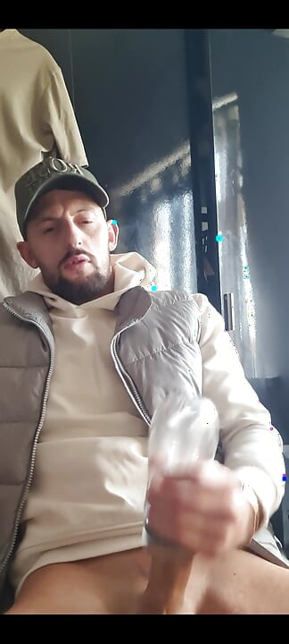 เย็ดหีกระเป๋า