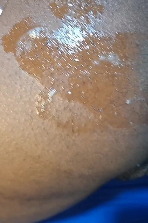 Obožava se jebati, jebati se non-stop s puno sperme u guzici