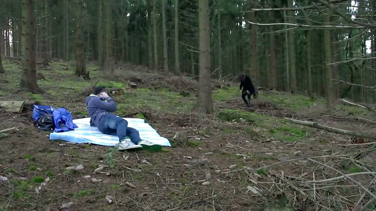 Film lengkap cewek nakal ini dientot habis-habisan di hutan sama kontol besar pria kulit hitam versi hd