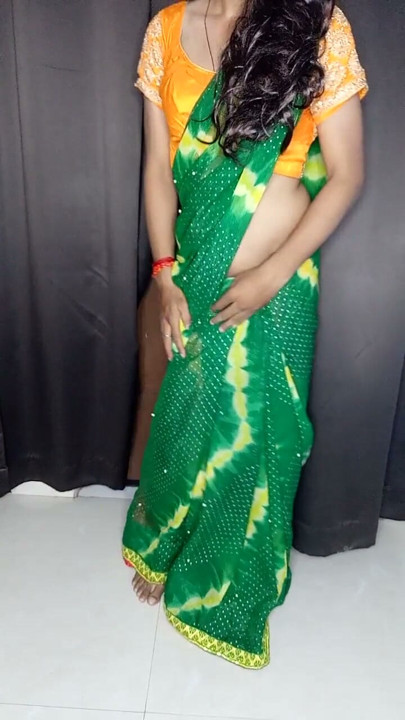 I love stepmom saree and sexy satin petticoat | Clip 1